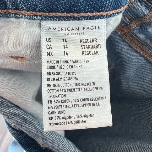 American Eagle Women’s Jeans Size 14 Regular - Picture 3 of 4